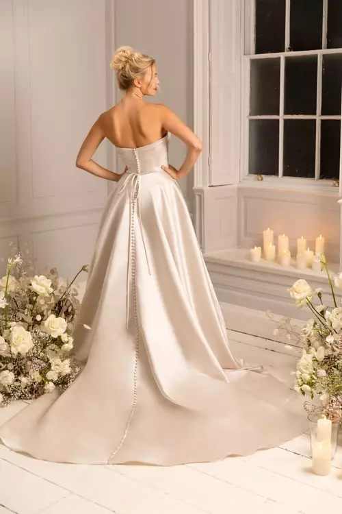 Rosa bella bridal deals